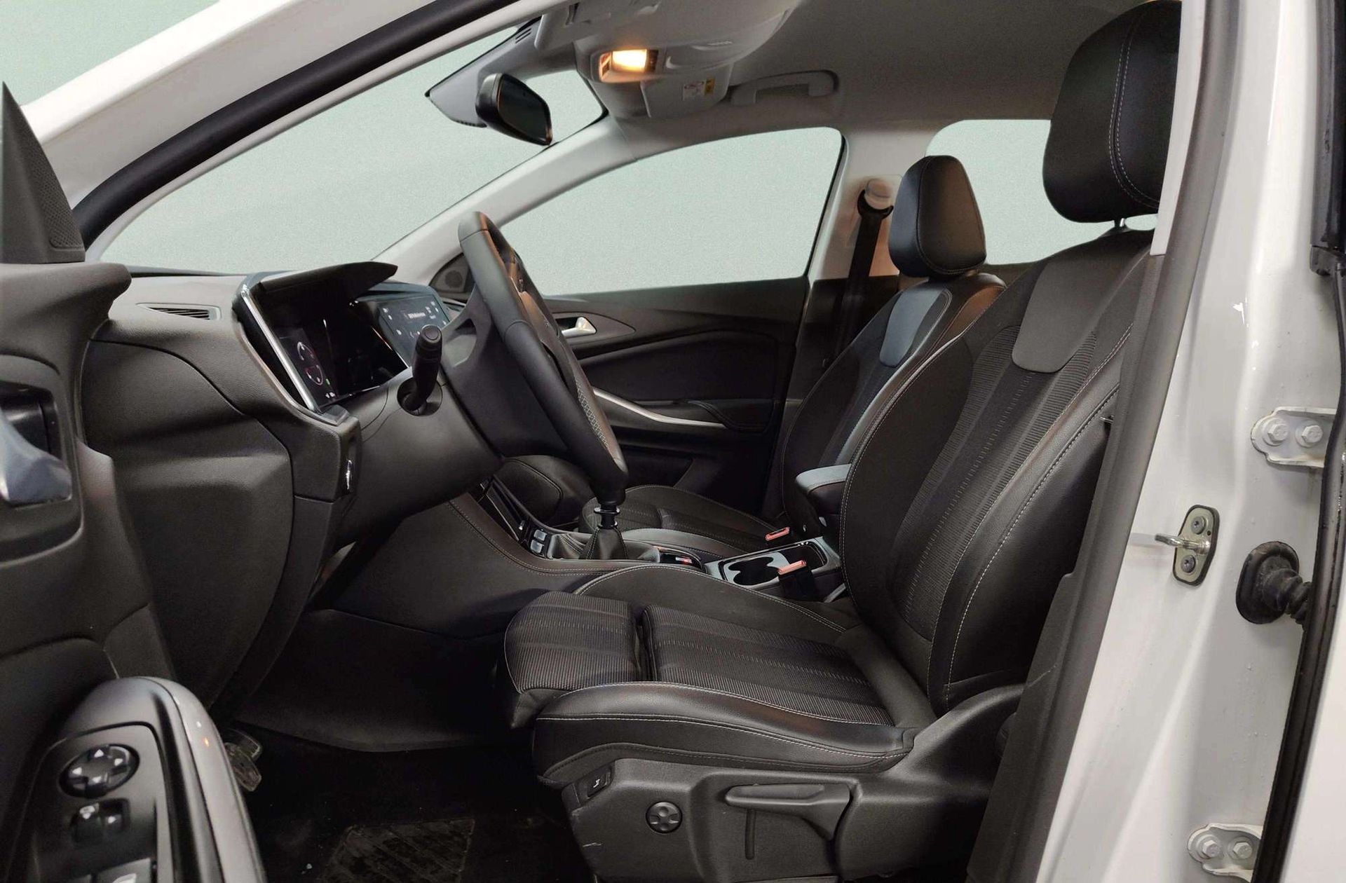 Opel Grandland 1.2 Turbo XHT GS - foto 17