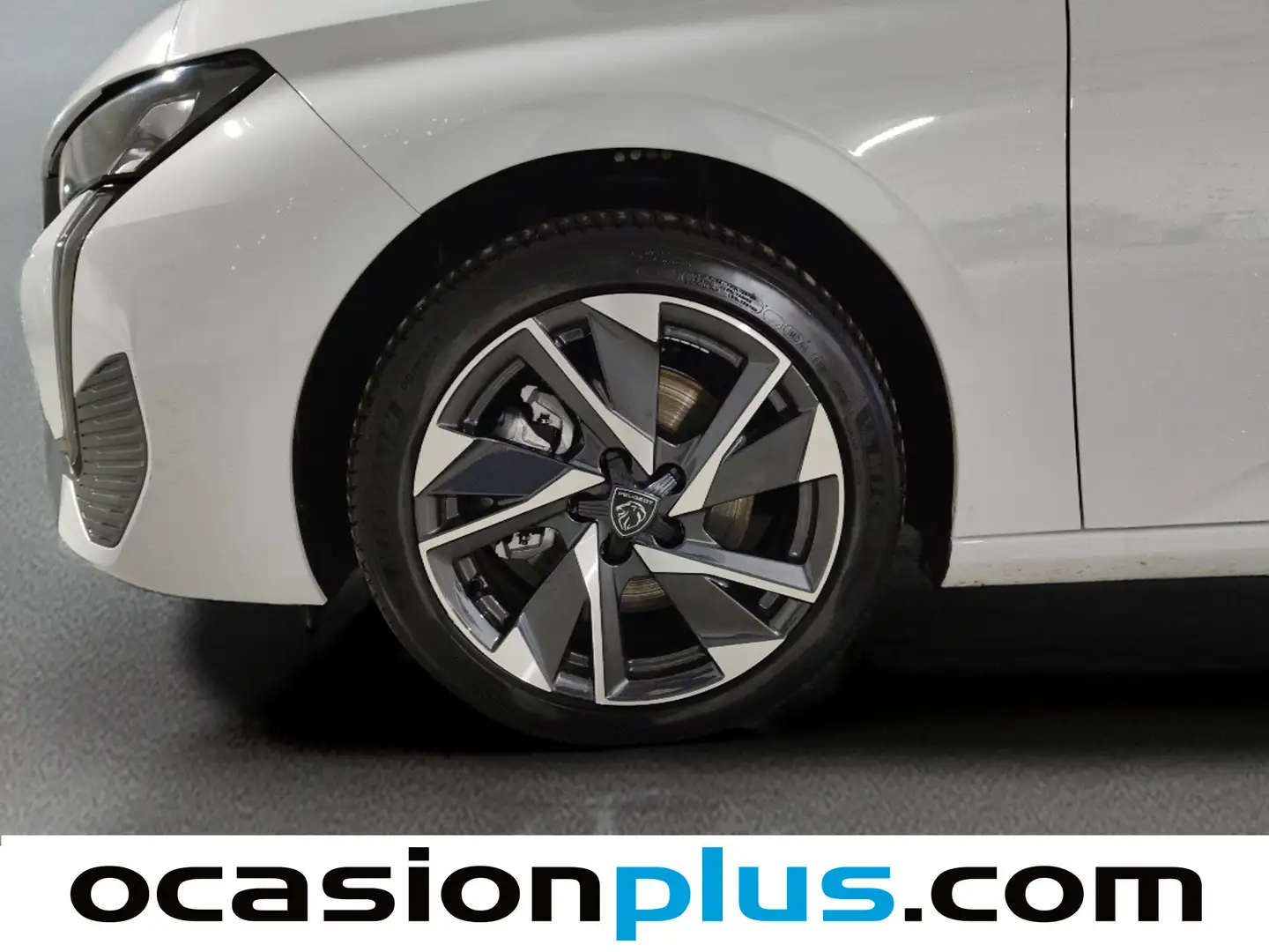 Foto Peugeot 308 Peugeot 308 Allure Hybrid eDCS6 (145 CV)