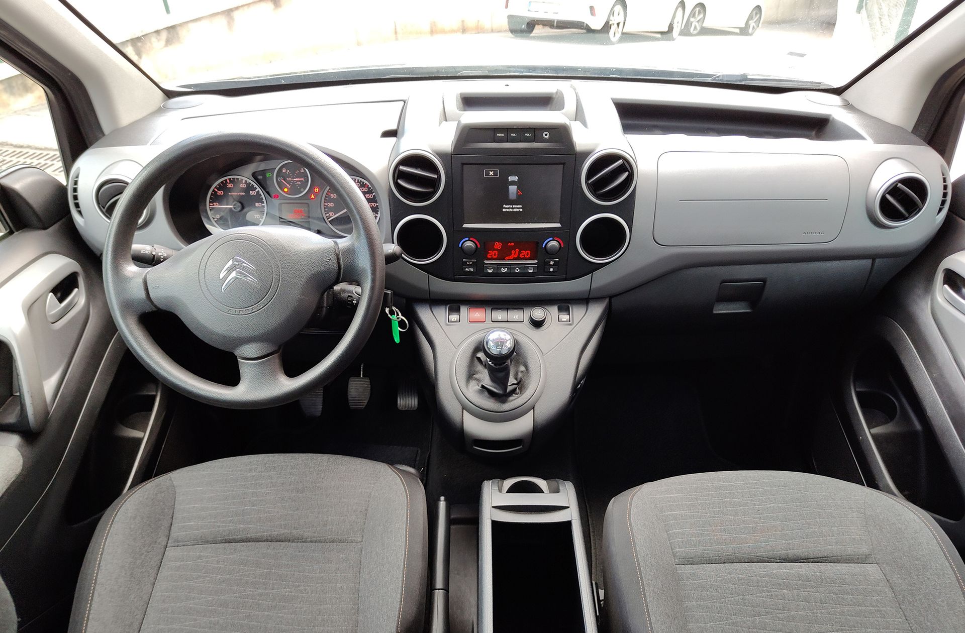 Citroën Berlingo Combi PureTech 110 Multispace 20 Aniversario - foto 6