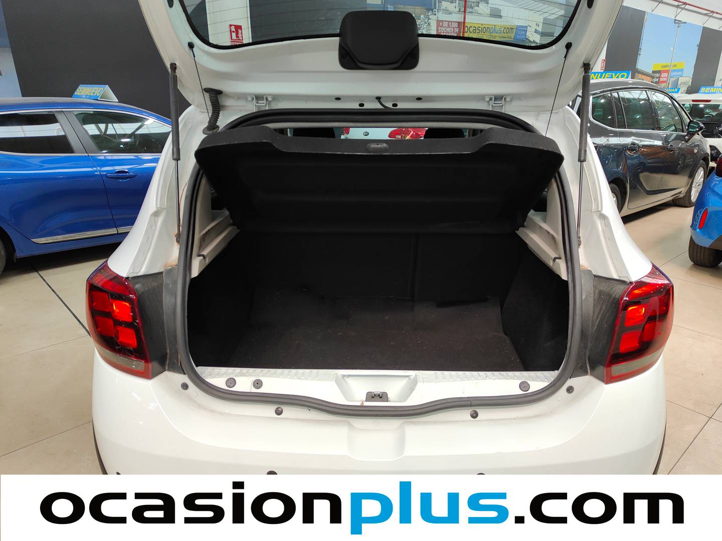 Fotos maletero Dacia Sandero Dacia Sandero Serie Limitada Xplore TCE (90 CV) GLP