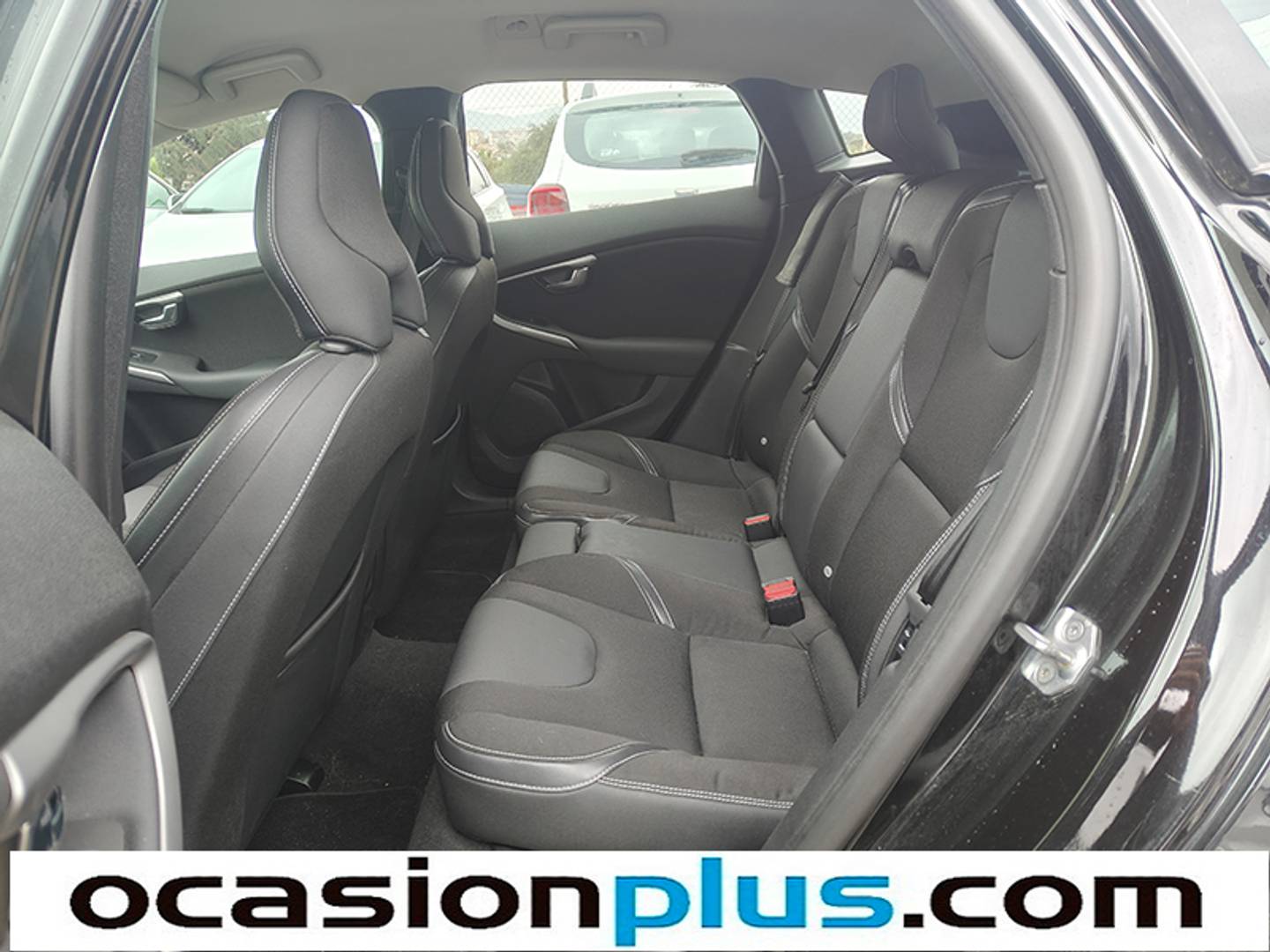 Foto Volvo V40 Volvo V40 D2 Momentum (120 CV)