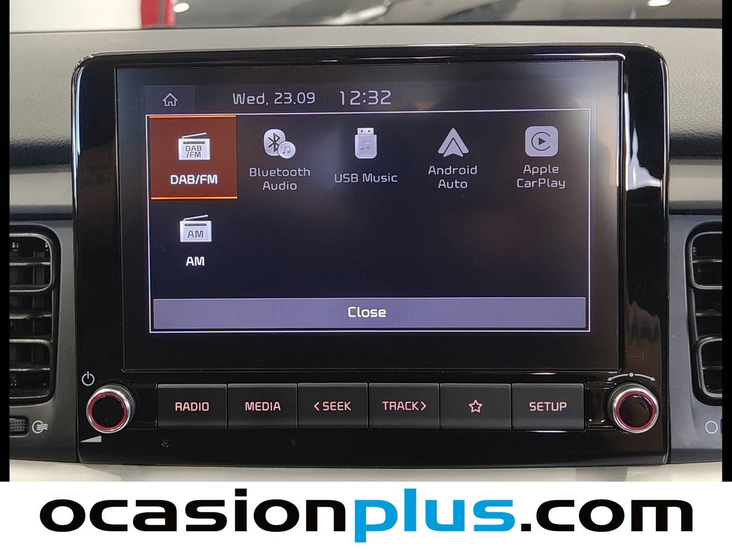 Extras y acabados del KIA Stonic KIA Stonic 1.0 T-GDi MHEV iMT Concept (100 CV)