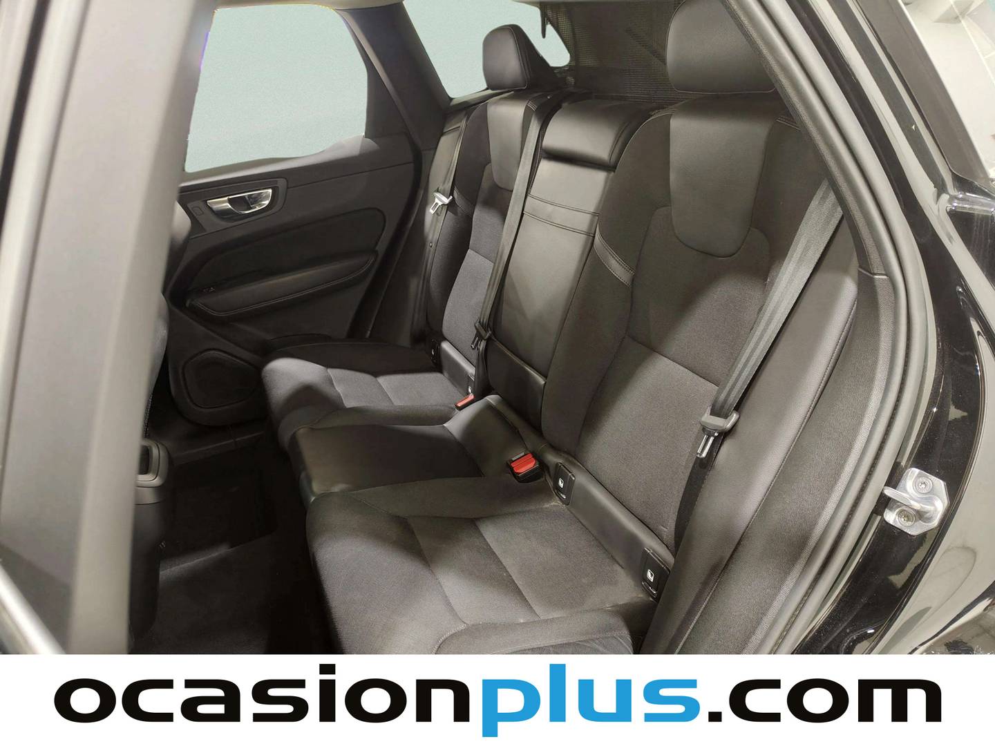 Foto asientos traseros Volvo XC60 Volvo XC60 D3 Business Plus (150 CV)