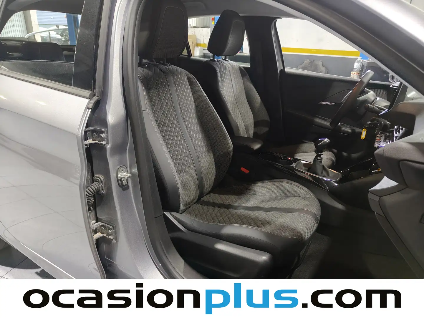 Foto Peugeot 208 Peugeot 208 PureTech 100 Allure (100 CV)