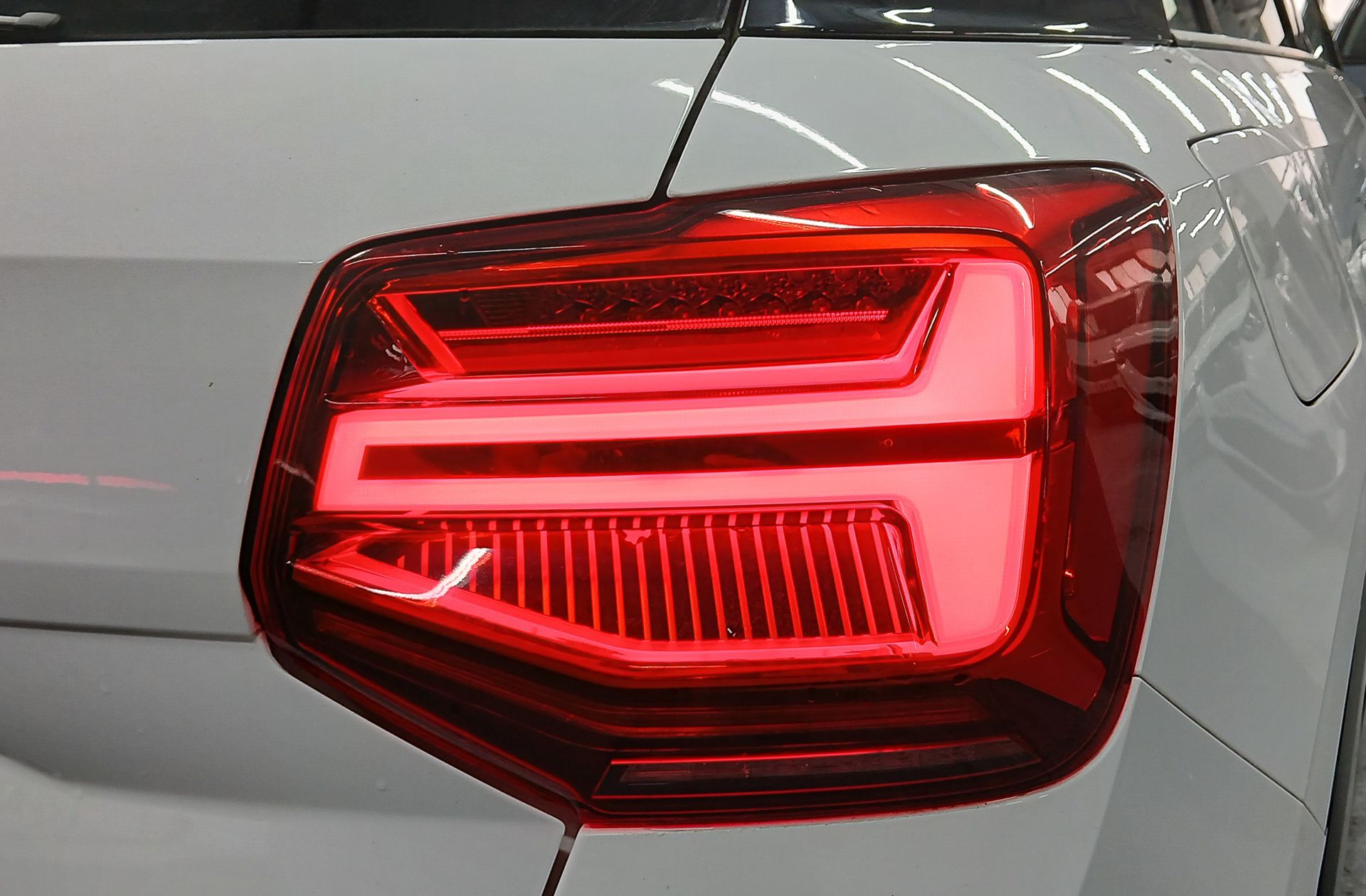 Audi Q2 Advanced 30 TDI S tronic - foto 13