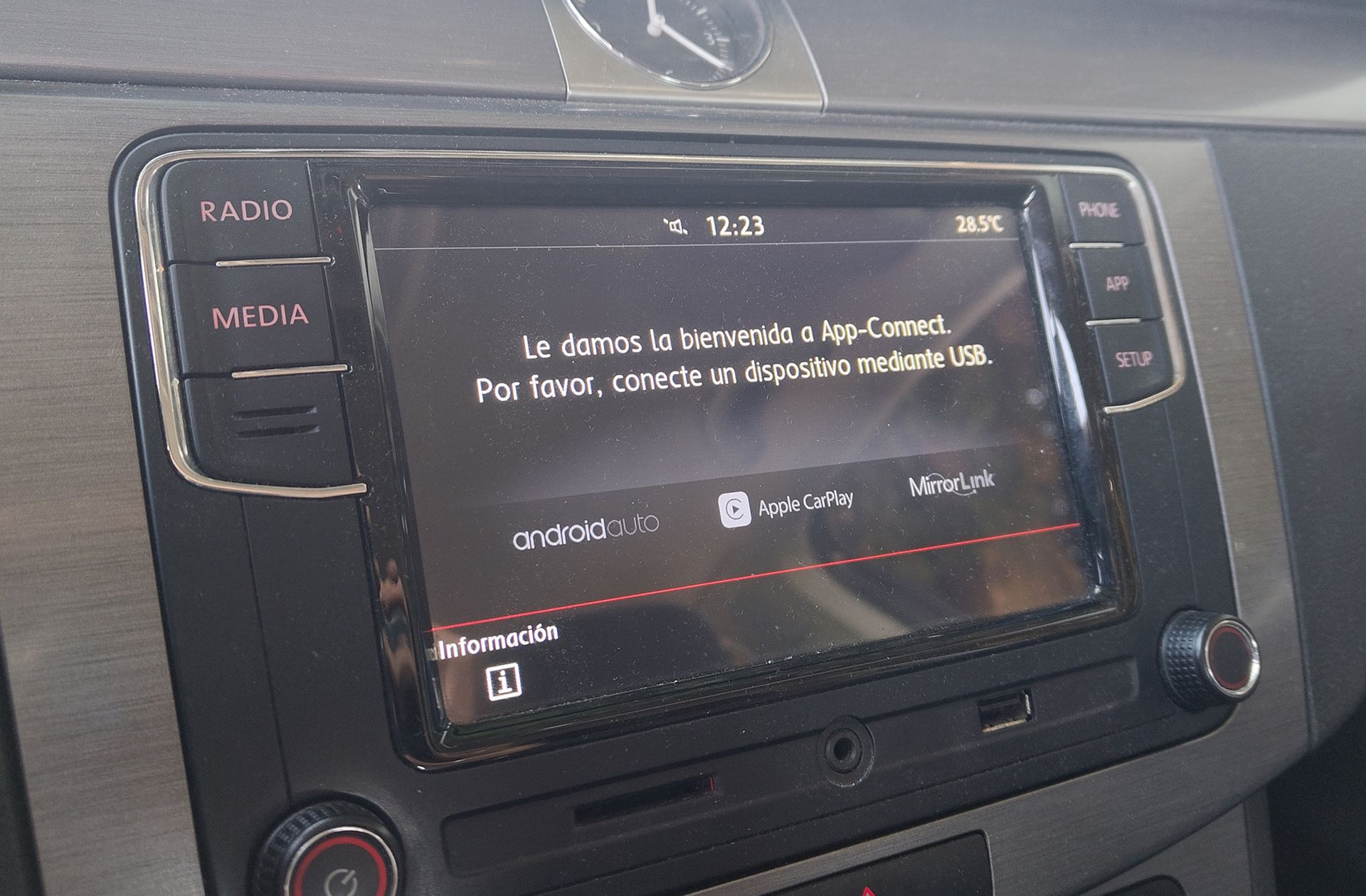 Volkswagen Passat Advance 2.0 TDI BMT - foto 7