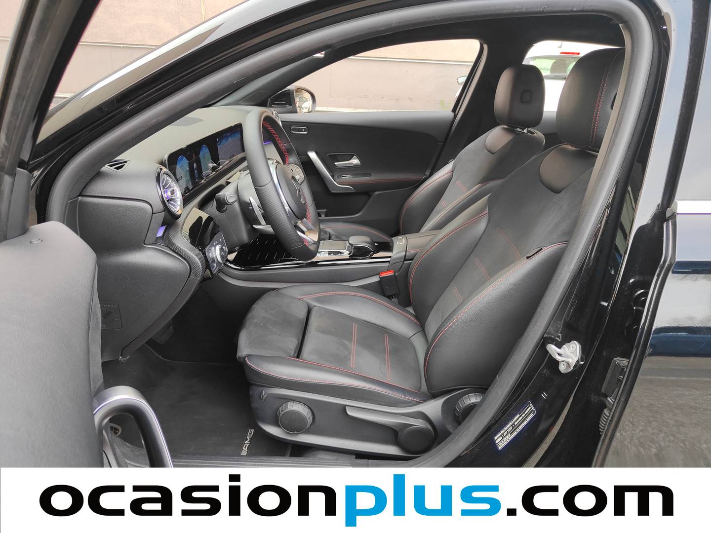 Foto asientos delanteros Mercedes Clase A Mercedes-Benz Clase A 180 d (116 CV)