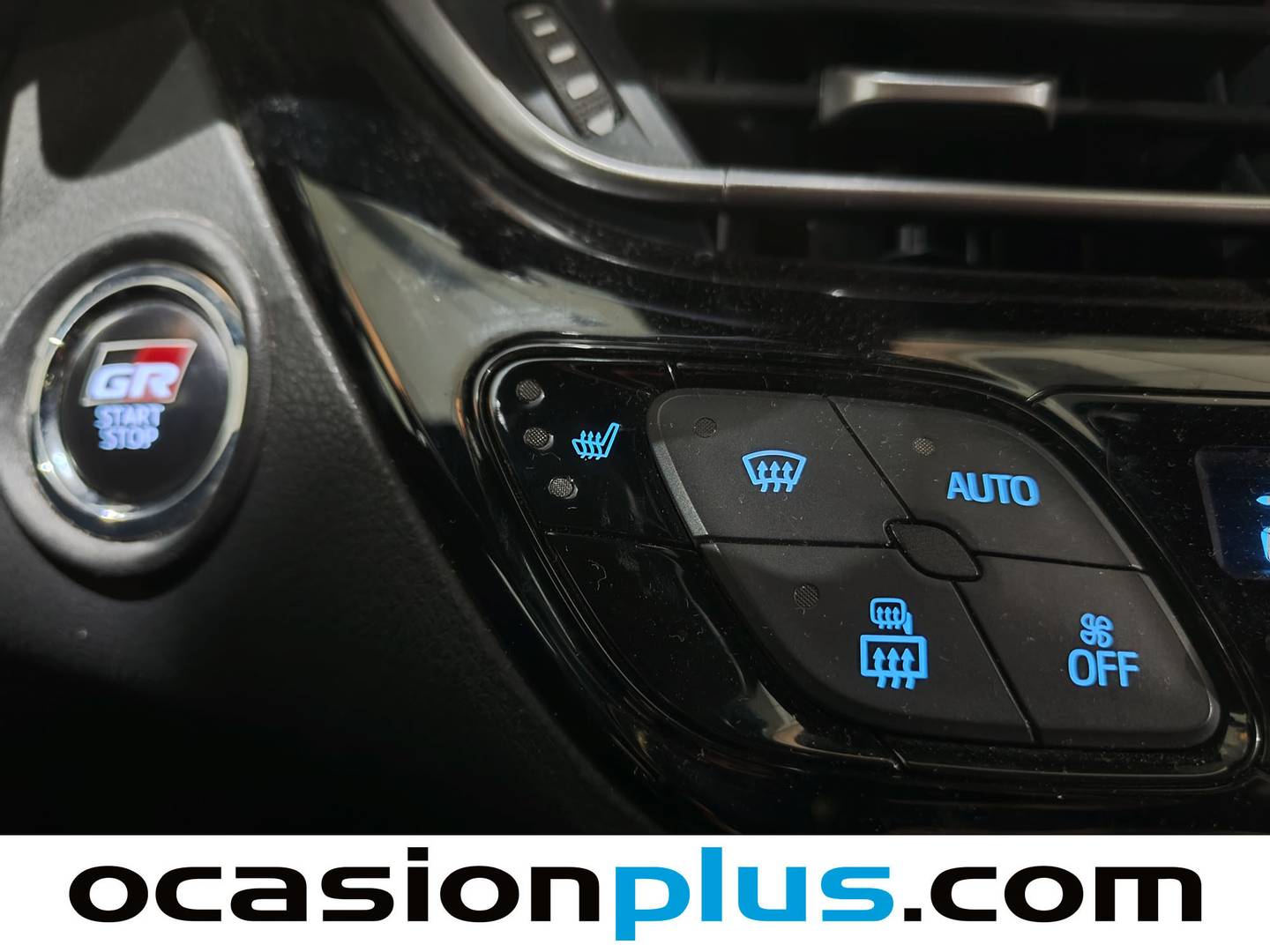 Equipamiento del Toyota C-HR Toyota C-HR 180H GR Sport Black Edition Auto (184 CV)