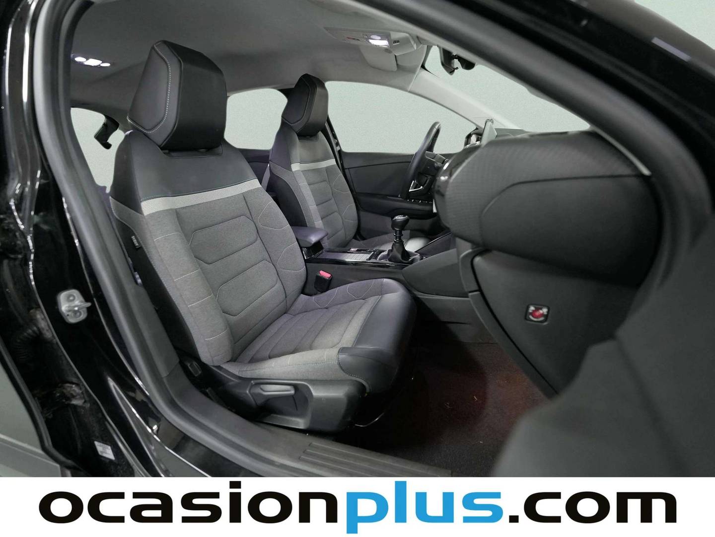 Foto Citroën C4 Citroen C4 PureTech 130 S&S 6v Feel Pack (130 CV)