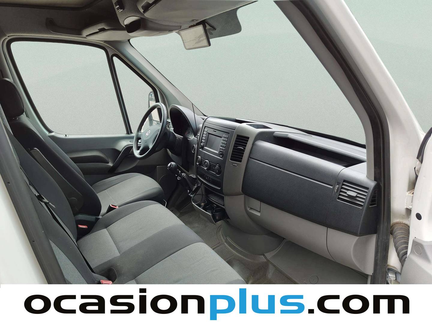 Volkswagen Crafter Volkswagen Crafter 30 Furgón Batalla Media TA 2.0 TDI BMT (109 CV) Camperizada 3 Plazas de ocasión
