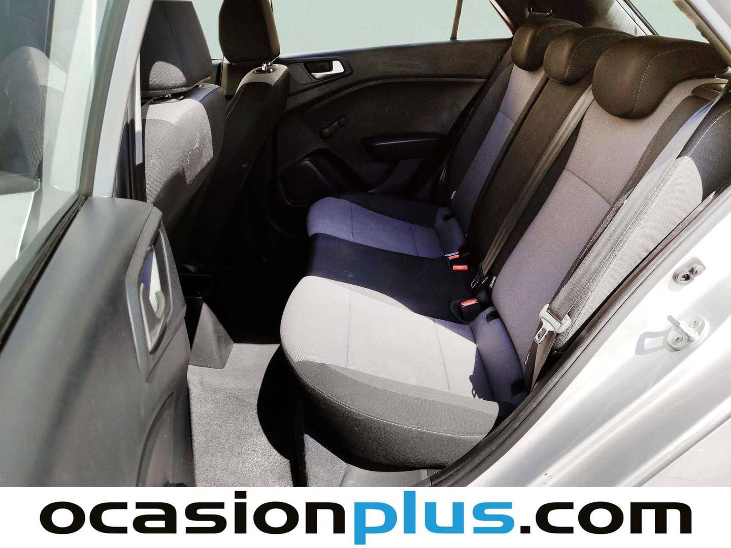 Foto asientos traseros Hyundai i20 Hyundai i20 1.0 TGDI Essence LE (100 CV)