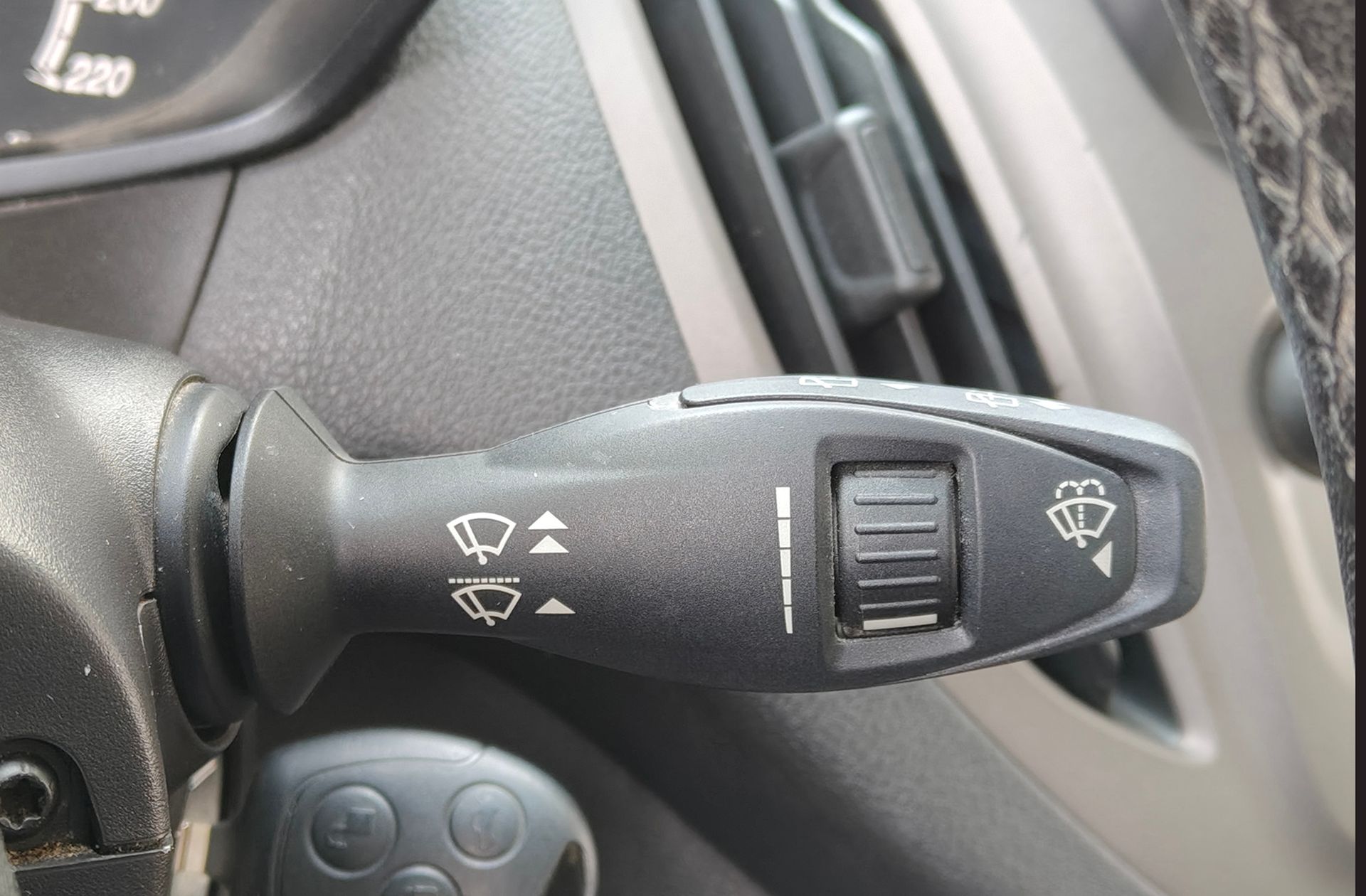 Ford Transit Kombi 1.0 EcoBoost Trend - foto 20