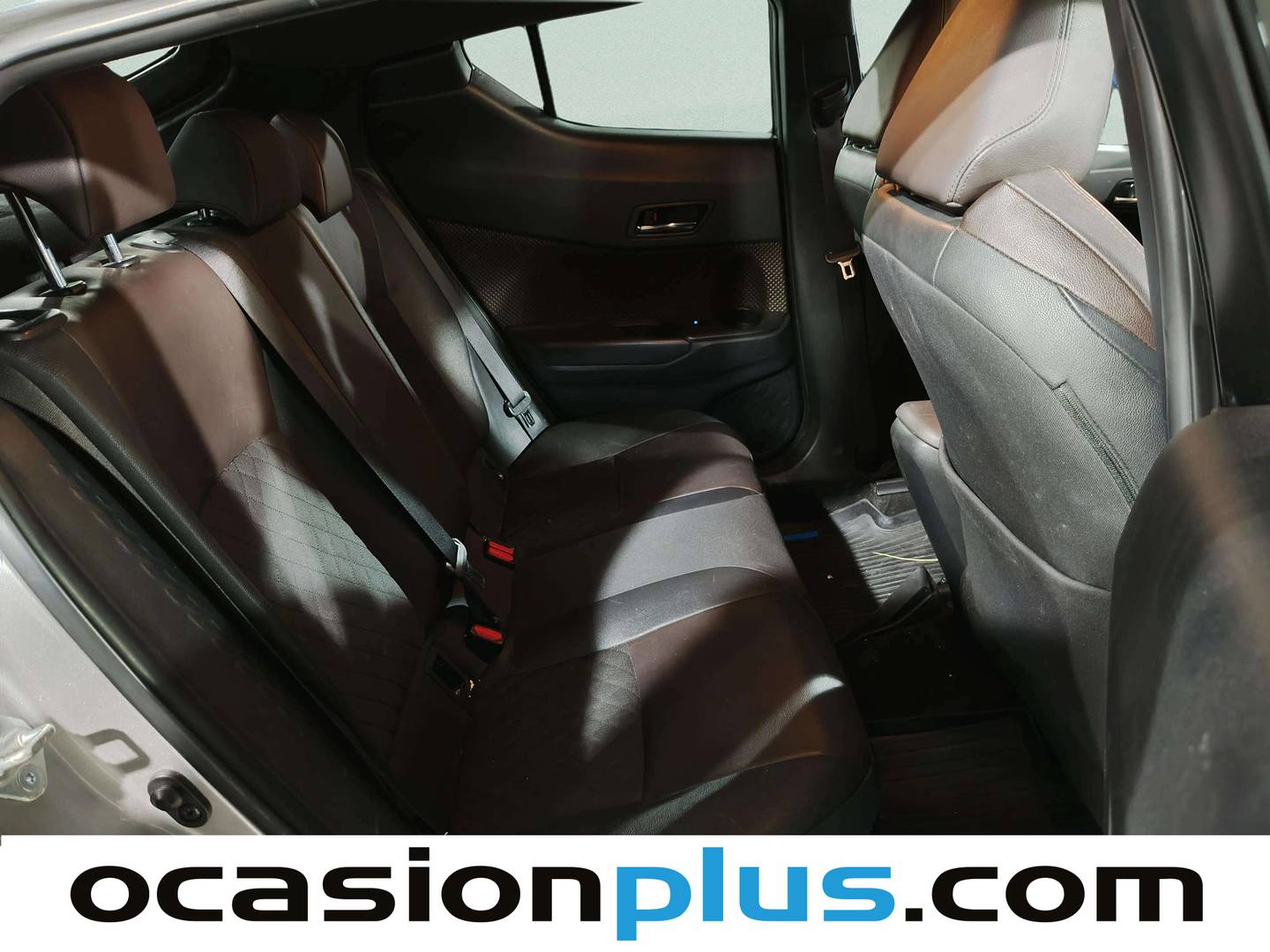 Toyota C-HR Toyota C-HR 1.8 125H Dynamic Plus (122 CV) híbrido