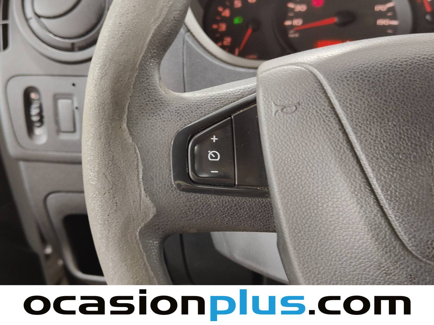 Renault Master Renault Master Furgon L1H2 3500 dCi (125 CV) 3 Plazas Camperizada de ocasión