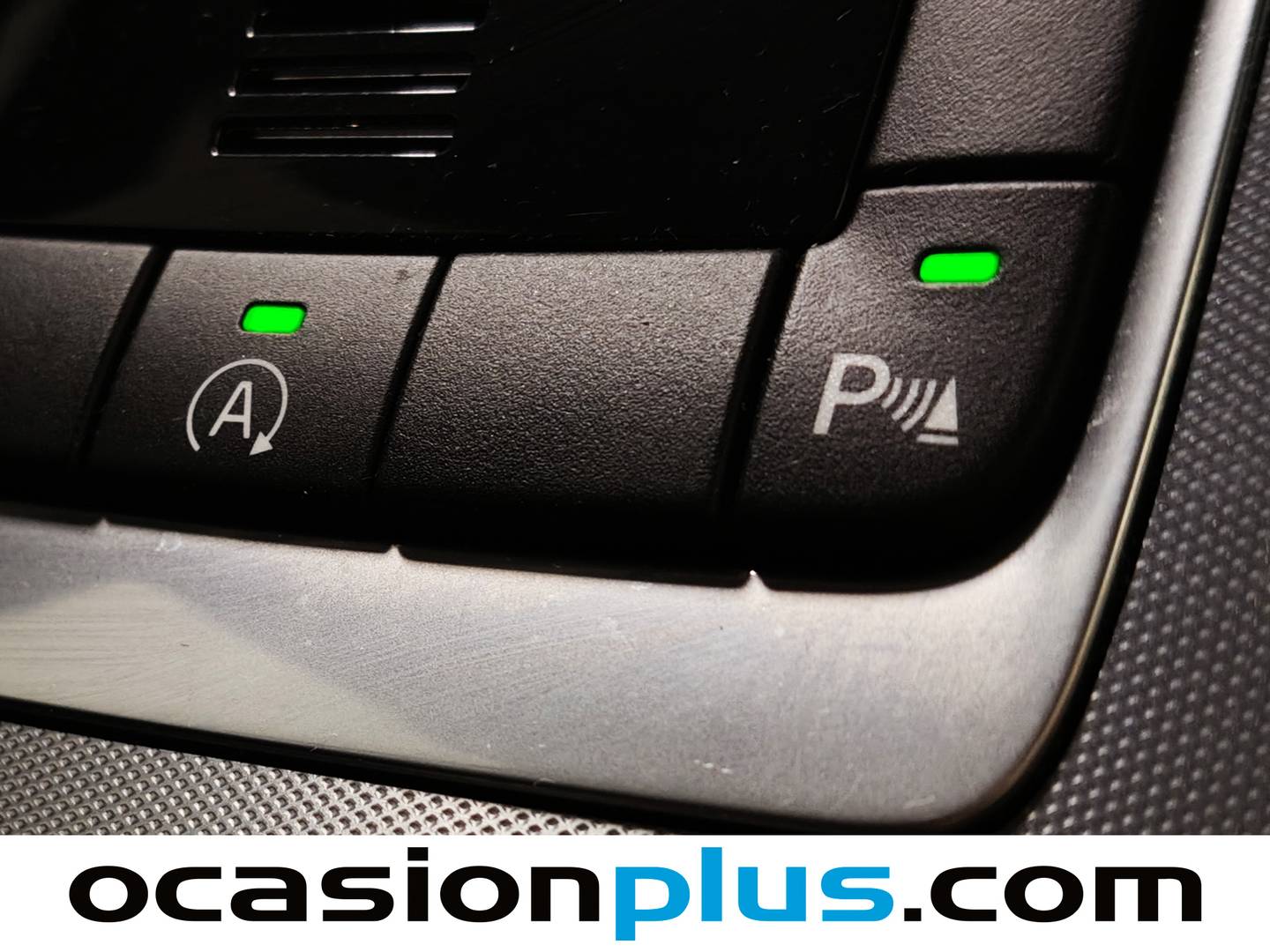 Equipamiento del Volvo XC60 Volvo XC60 D3 Kinetic (150 CV)