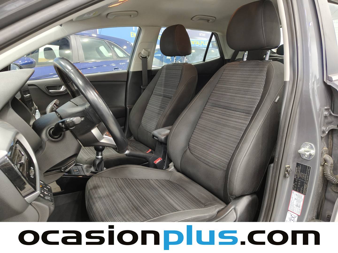 Foto asientos delanteros KIA Stonic KIA Stonic 1.2 DPi Drive (84 CV)