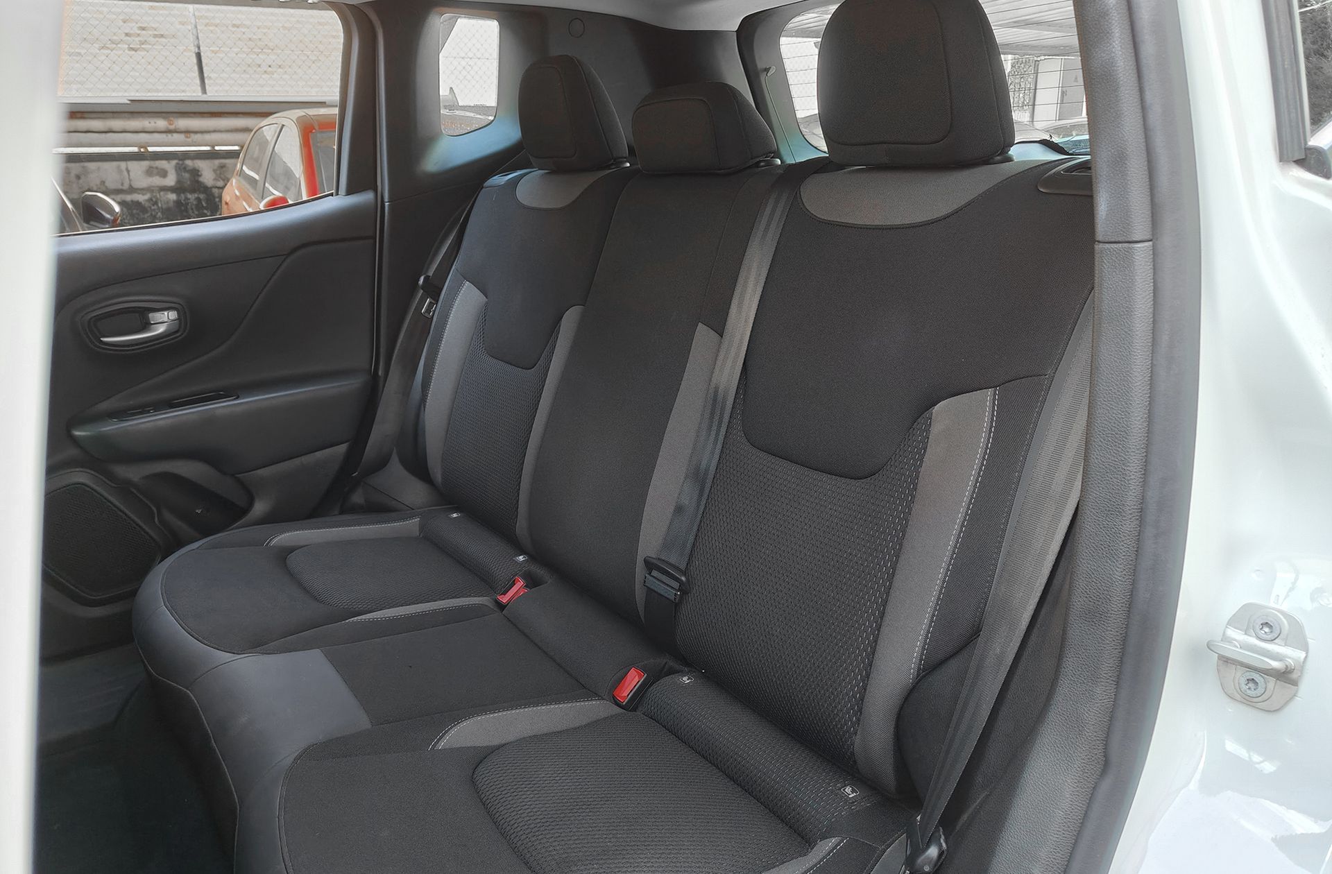 Jeep Renegade 1.0G Limited 4x2 - foto 8