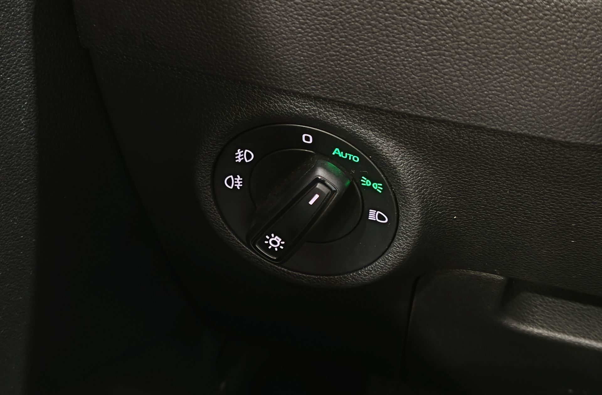 Škoda Karoq 1.0 TSI Ambition - foto 23