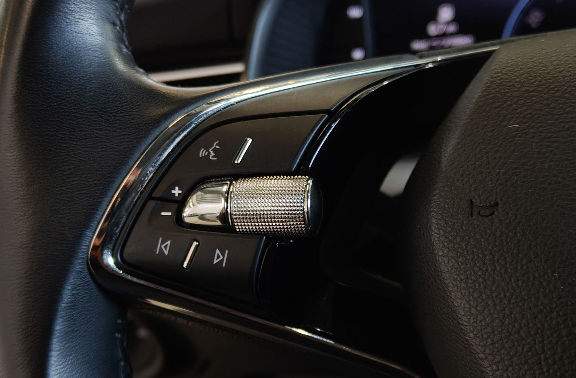 Škoda Kamiq 1.0 TSI Style DSG - foto 31