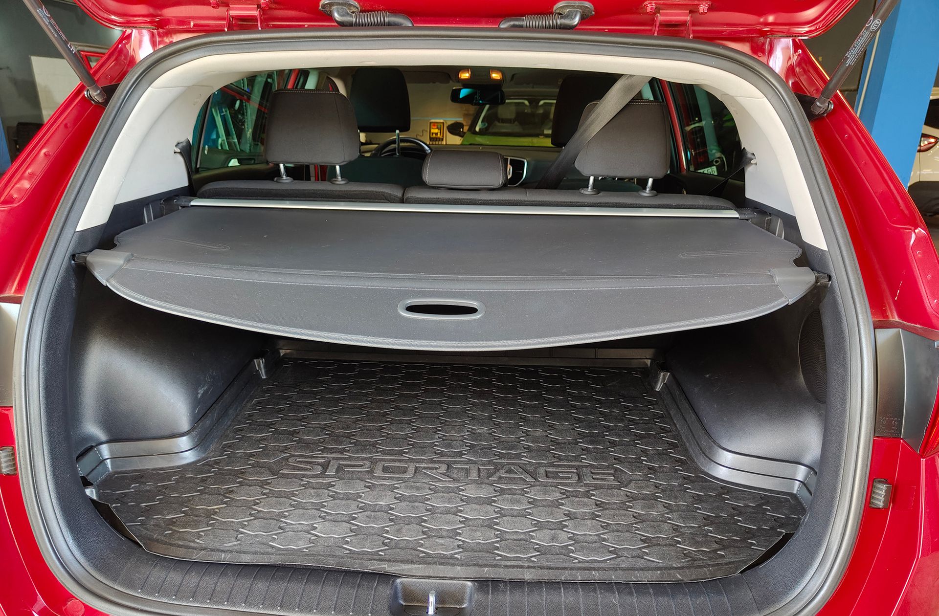 Kia Sportage 1.6 GDi x-Tech18 4x2 - foto 16