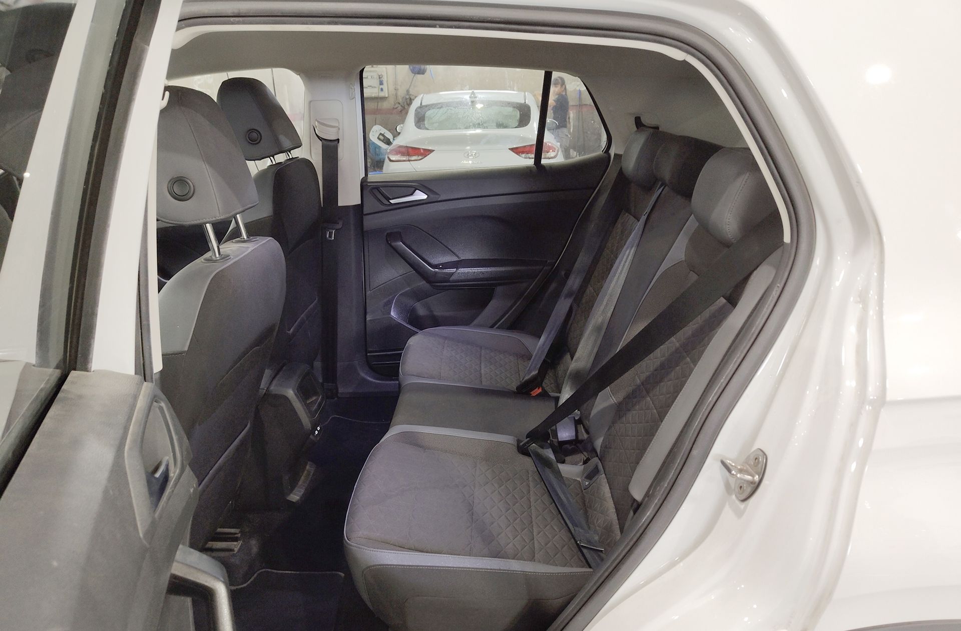 Volkswagen T-Cross Sport 1.5 TSI DSG - foto 12