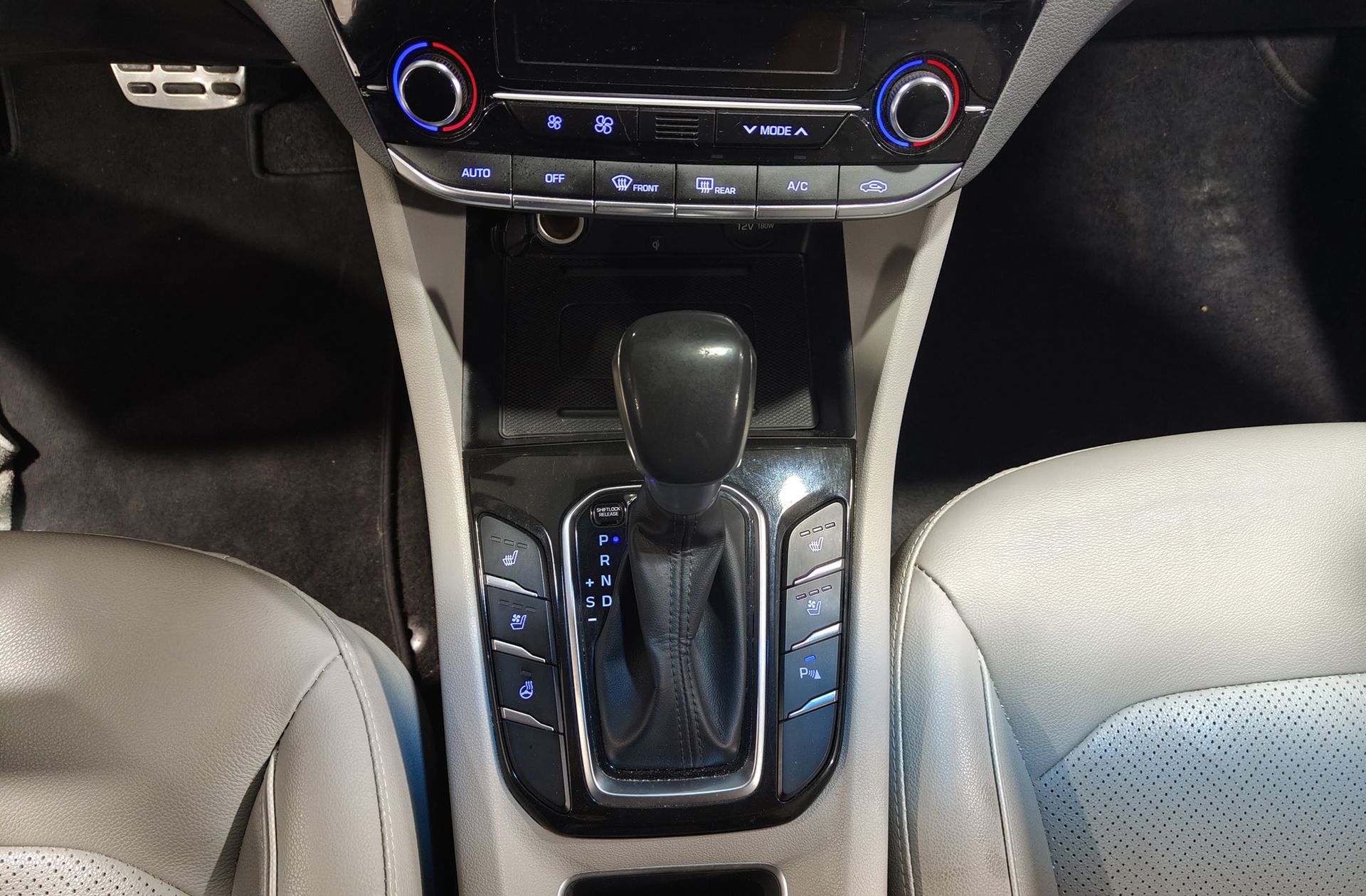 Hyundai Ioniq 1.6 GDI HEV Style DCT - foto 5