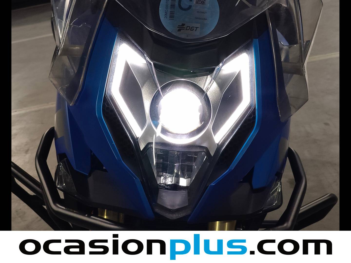 Extras y acabados del CFMoto 650MT CFMoto 650MT (57 CV)