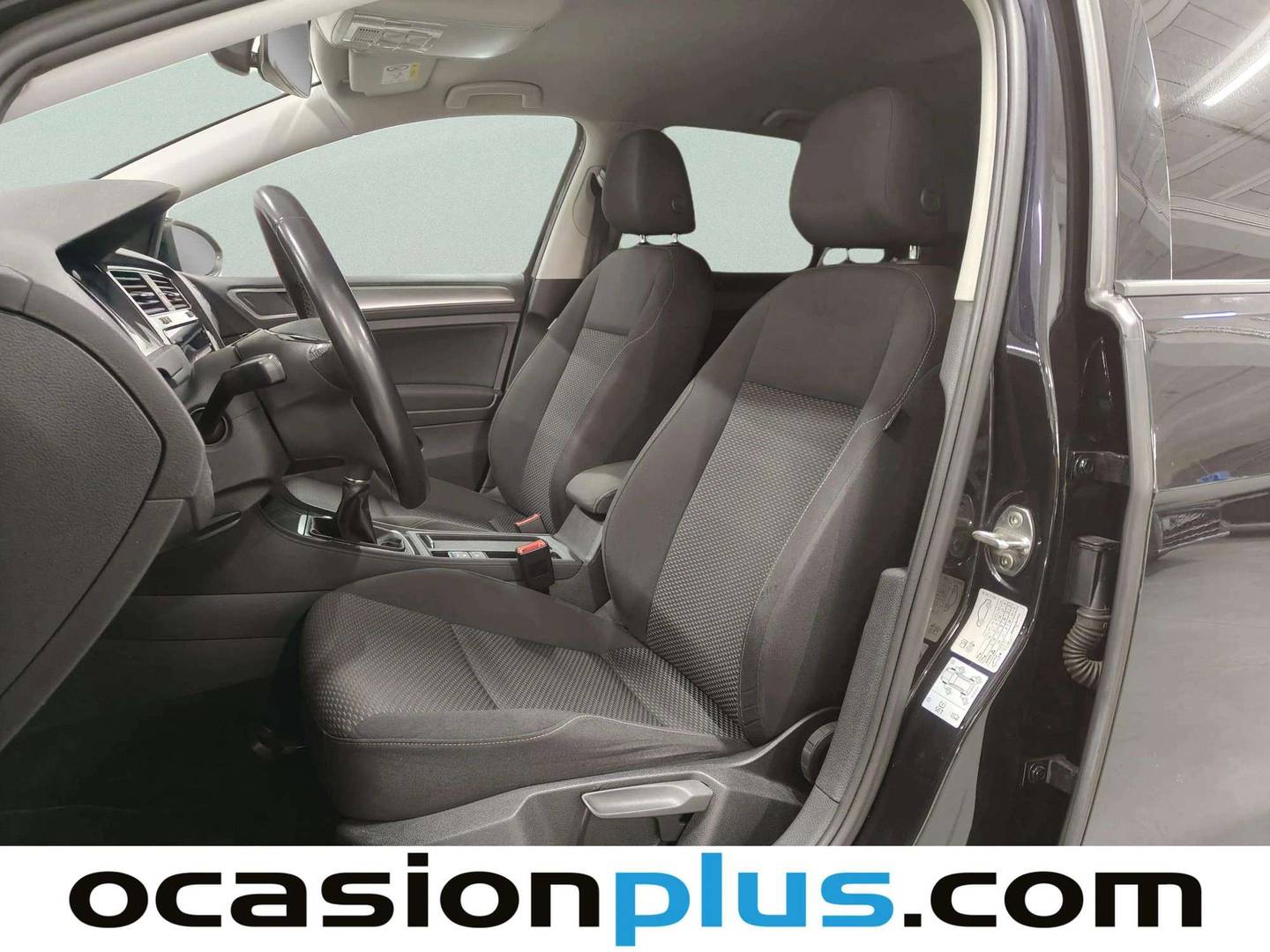 Foto asientos delanteros Volkswagen Golf Volkswagen Golf Edition 1.0 TSI (115 CV)