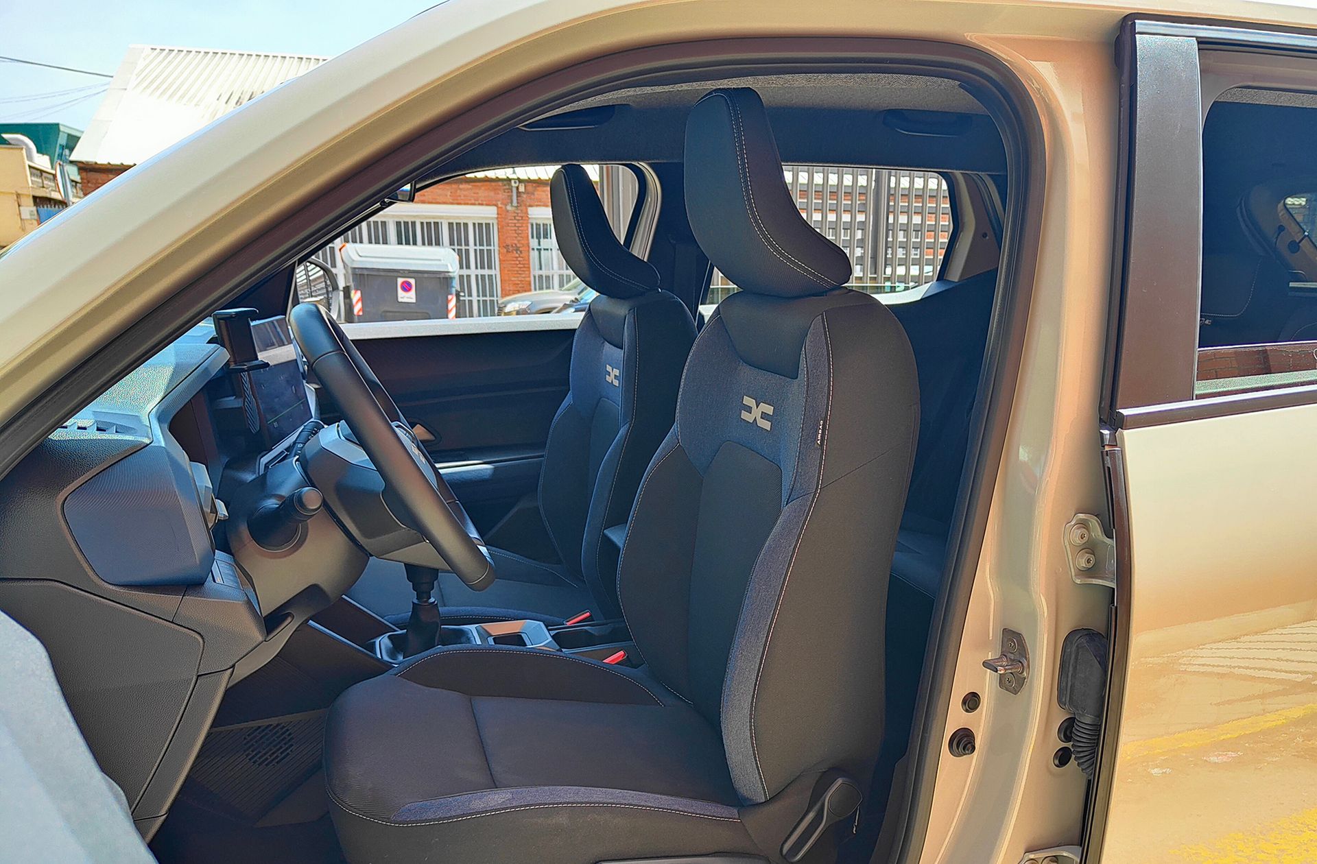 Dacia Duster Journey TCe 48v 4x2 - foto 10