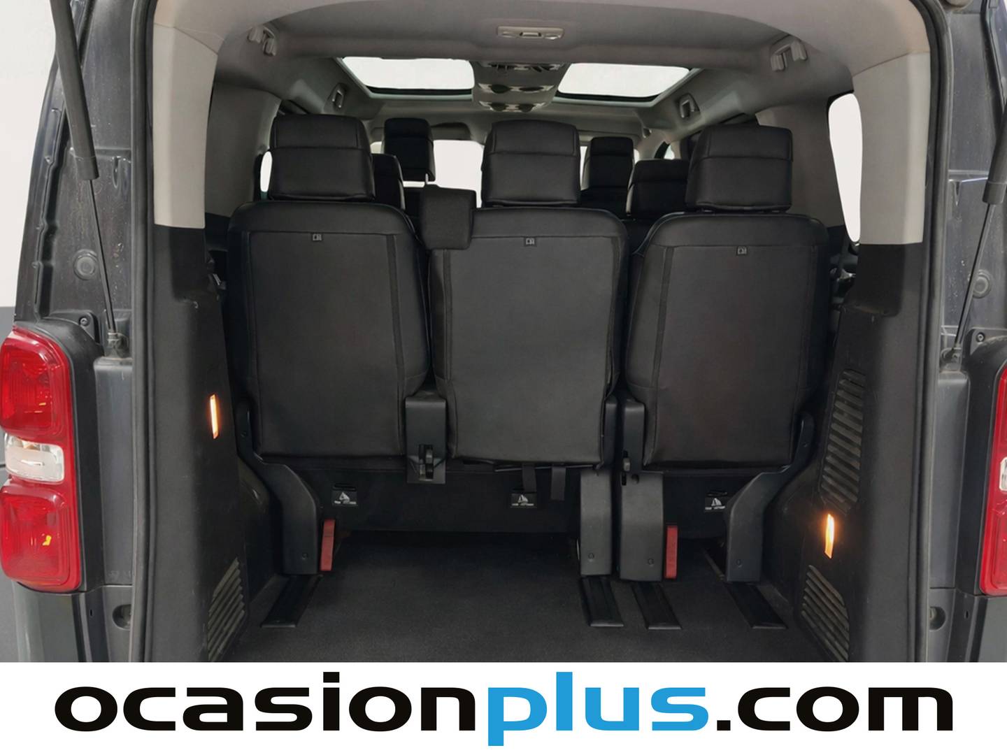 Foto asientos traseros Opel Zafira Life Opel Zafira Life 2.0 Diesel M Innovation (150 CV) 8 Plazas