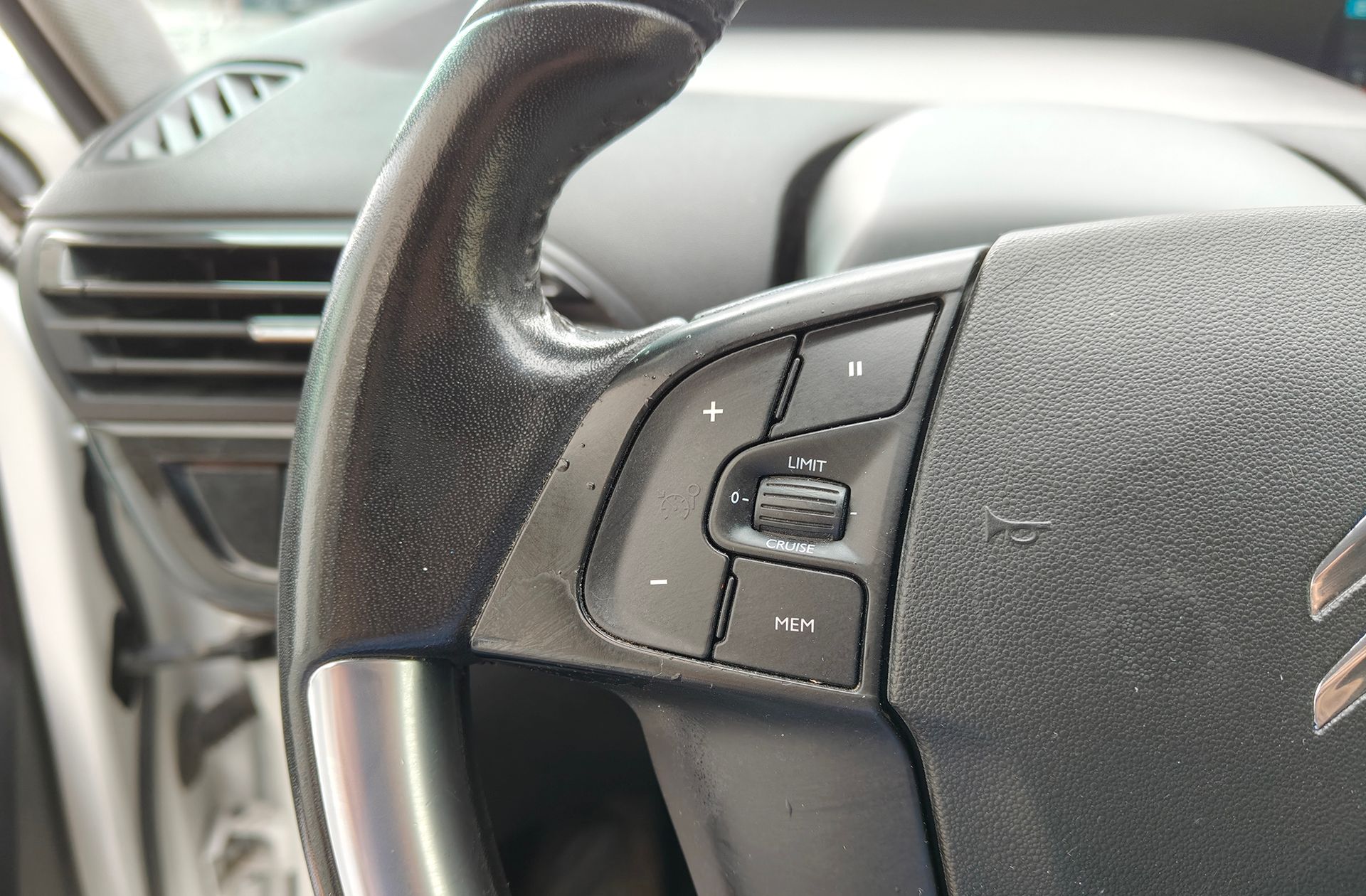 Citroën C4 Grand Picasso PureTech 130 Feel 7 plazas - foto 24