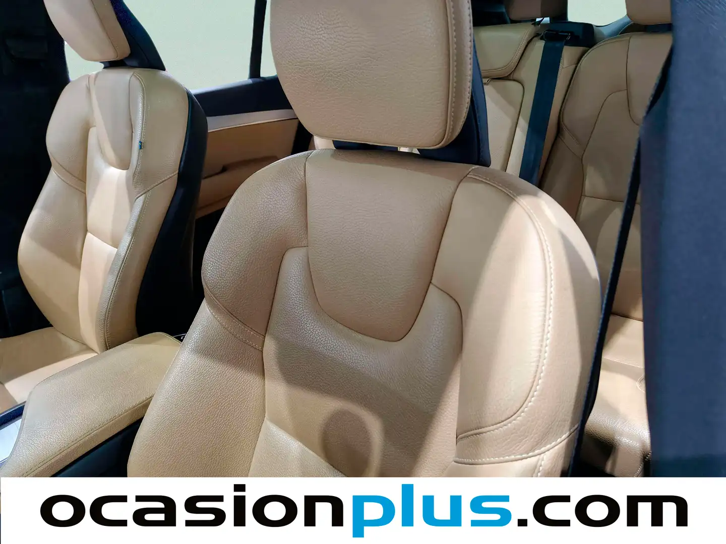 Foto Volvo XC90 Volvo XC90 T8 Momentum AWD Auto (390 CV) 7 Plazas