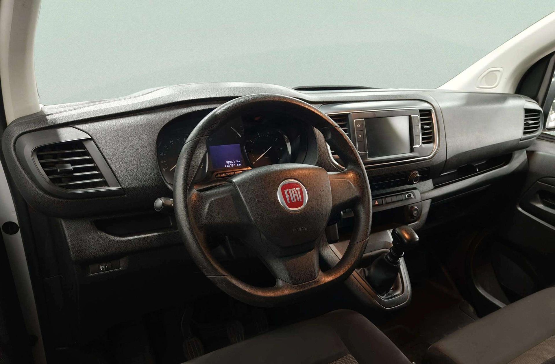 Fiat Scudo Furgon 1.5 BlueHDi L2 - foto 6