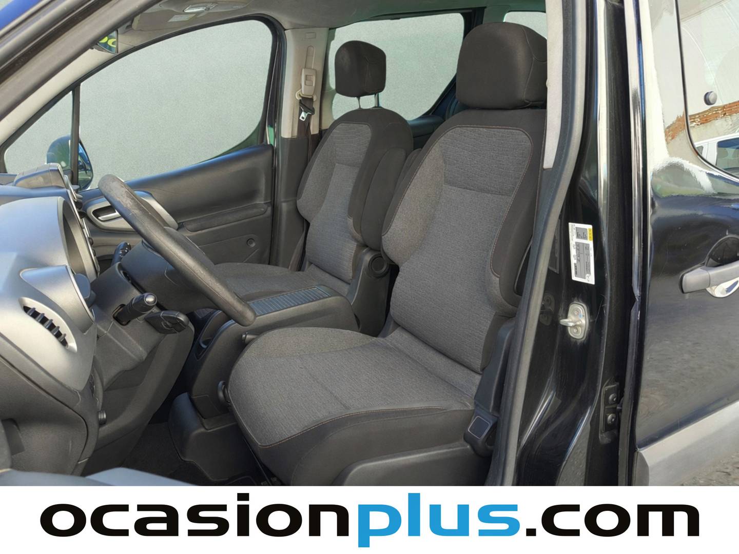 Foto asientos delanteros Citroën Berlingo Citroen Berlingo Combi BlueHDi 100 Multispace 20 Aniversario (100 CV)