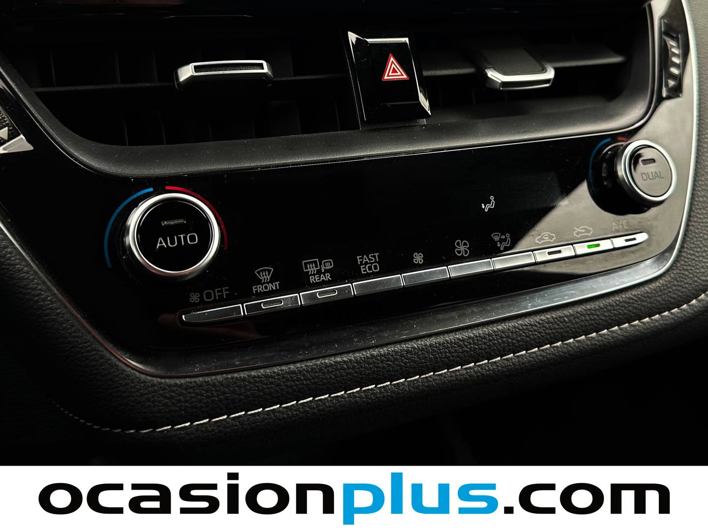 Paquetes del Toyota Corolla Toyota Corolla 1.8 125H Style E-CVT (122 CV)