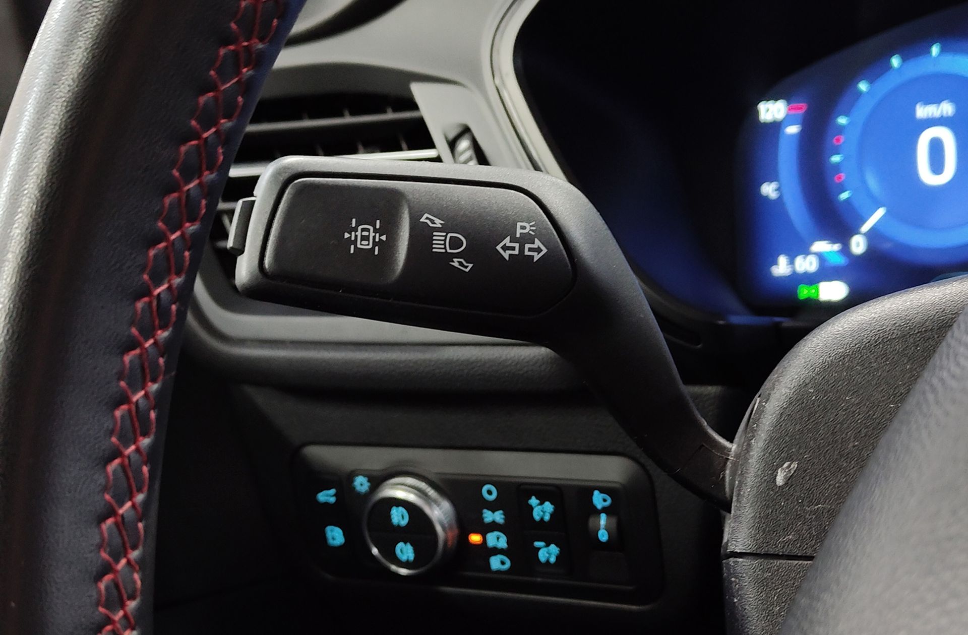 Ford Kuga 2.5 Duratec PHEV ST-Line X - foto 30