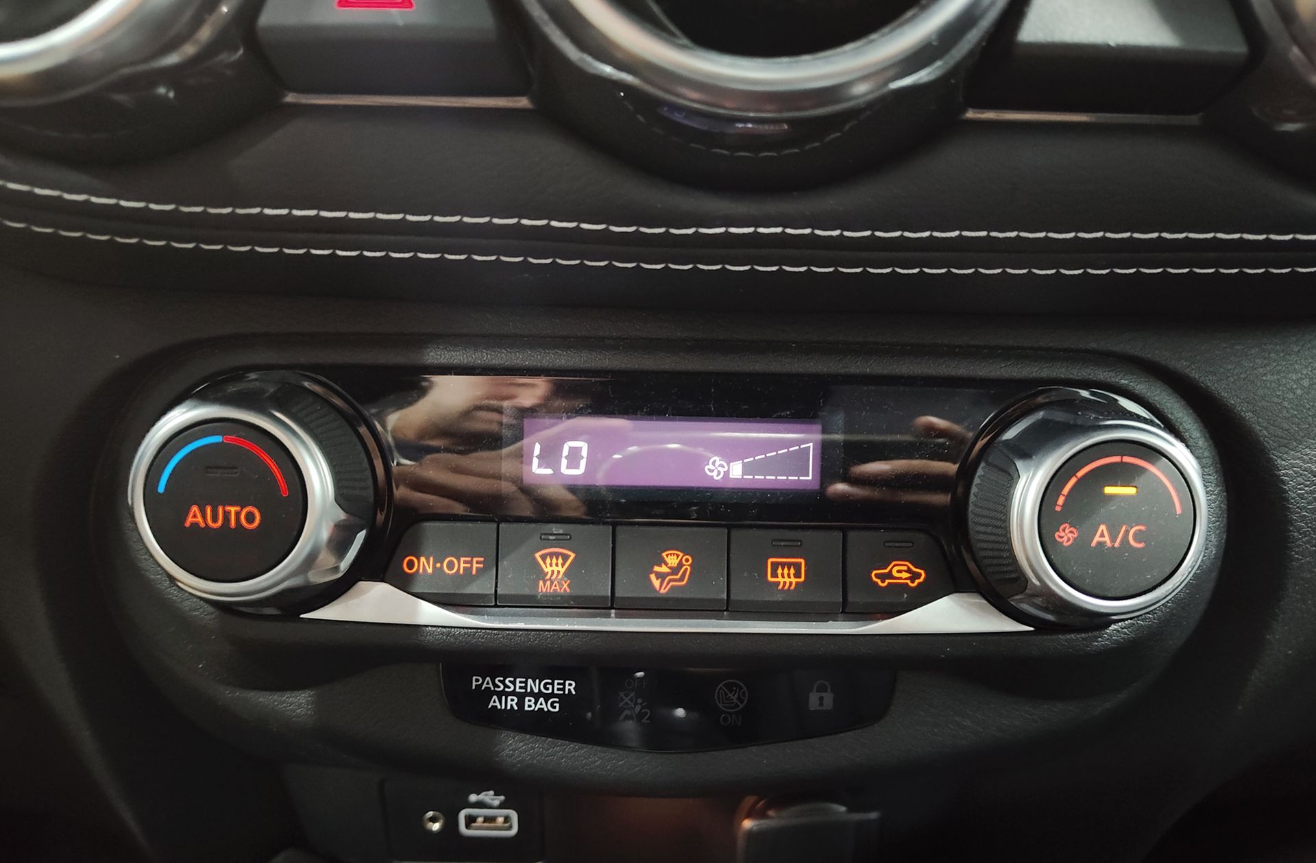 Nissan Juke DIG-T Acenta DCT - foto 30