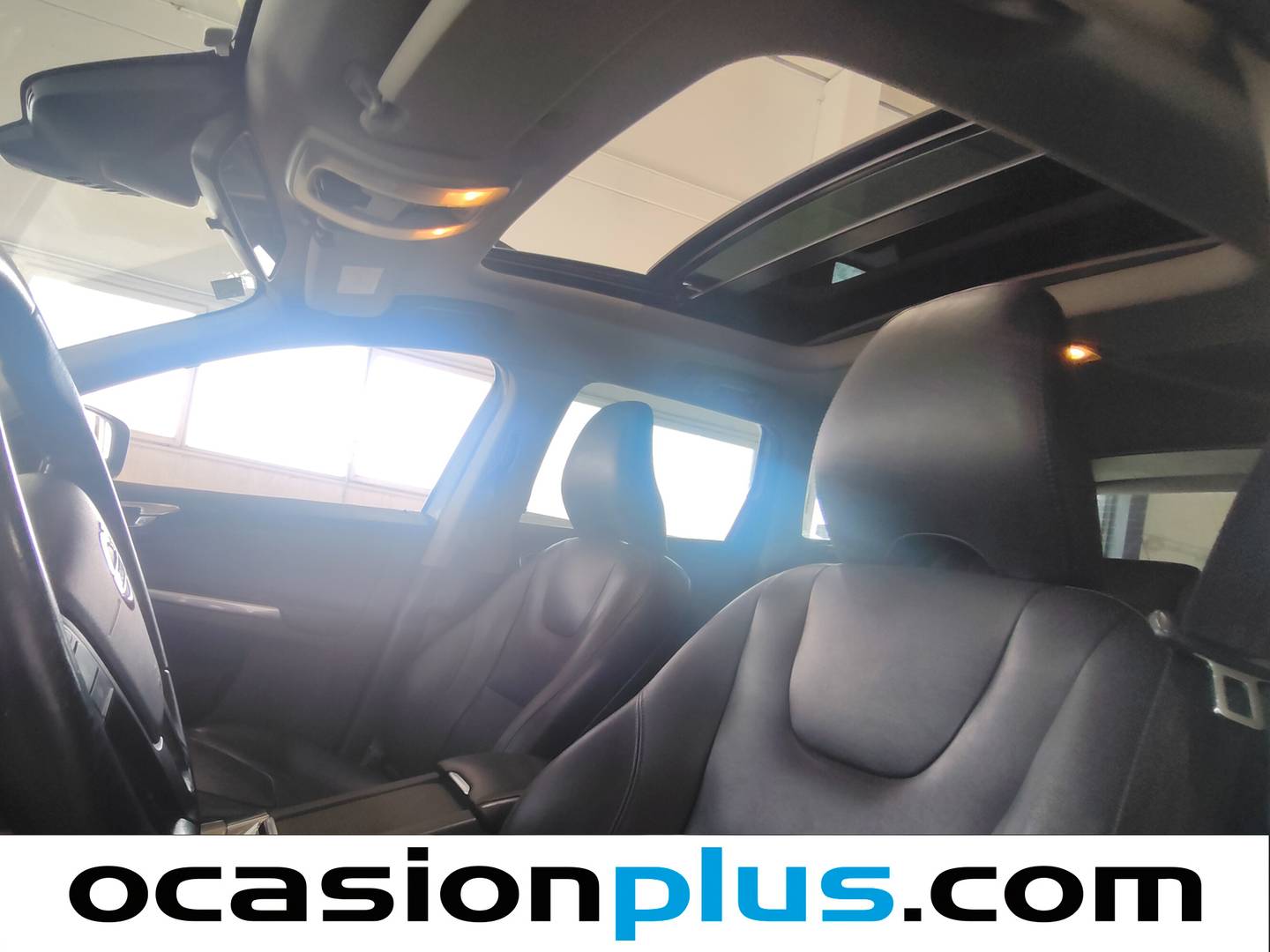 Extras y acabados del Volvo XC60 Volvo XC60 D3 Kinetic Auto (150 CV)