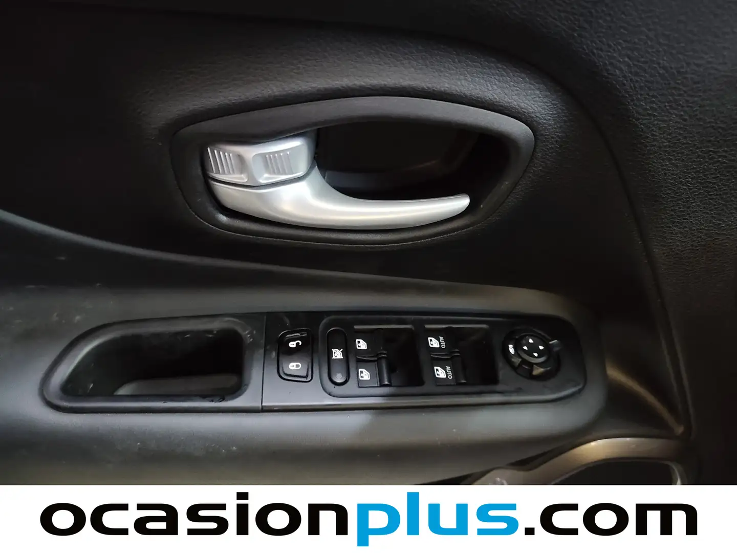 Foto Jeep Renegade Jeep Renegade 1.5 Altitude DCT (130 CV)