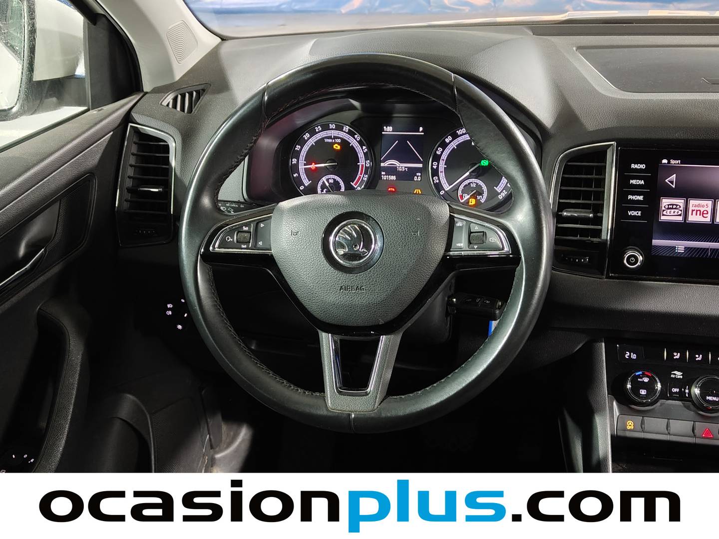 Foto Skoda Karoq Skoda Karoq 2.0 TDI Ambition 4X4 DSG (150 CV)