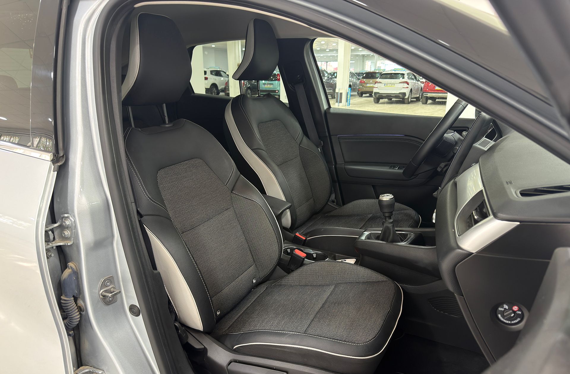 Renault Captur Techno TCe - foto 16