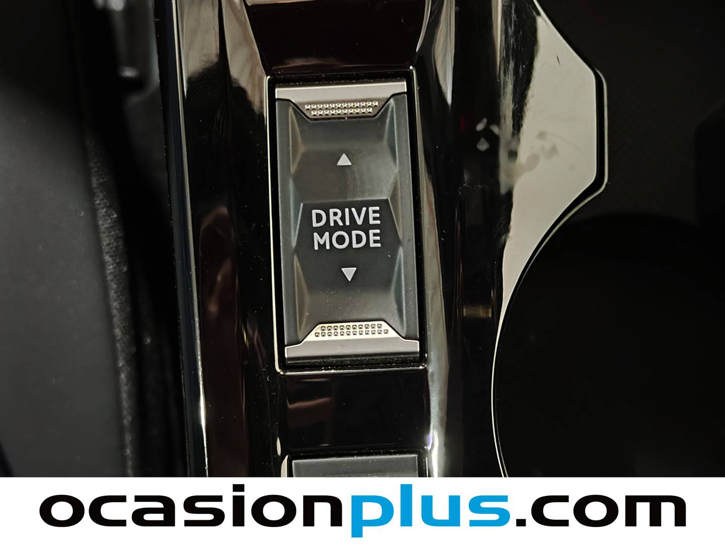 Peugeot 2008 Peugeot 2008 Allure Hybrid eDCS6 (145 CV) 2025
