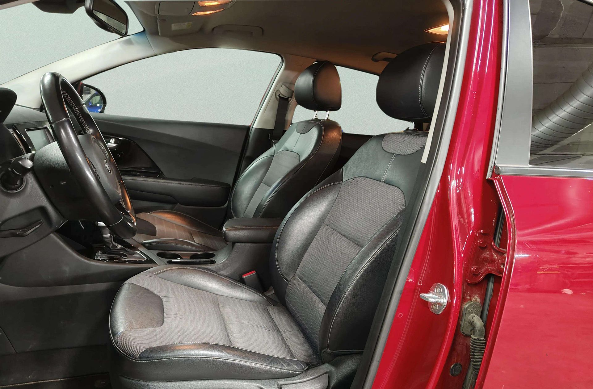 Kia Niro 1.6 GDi HEV Híbrido Emotion - foto 13