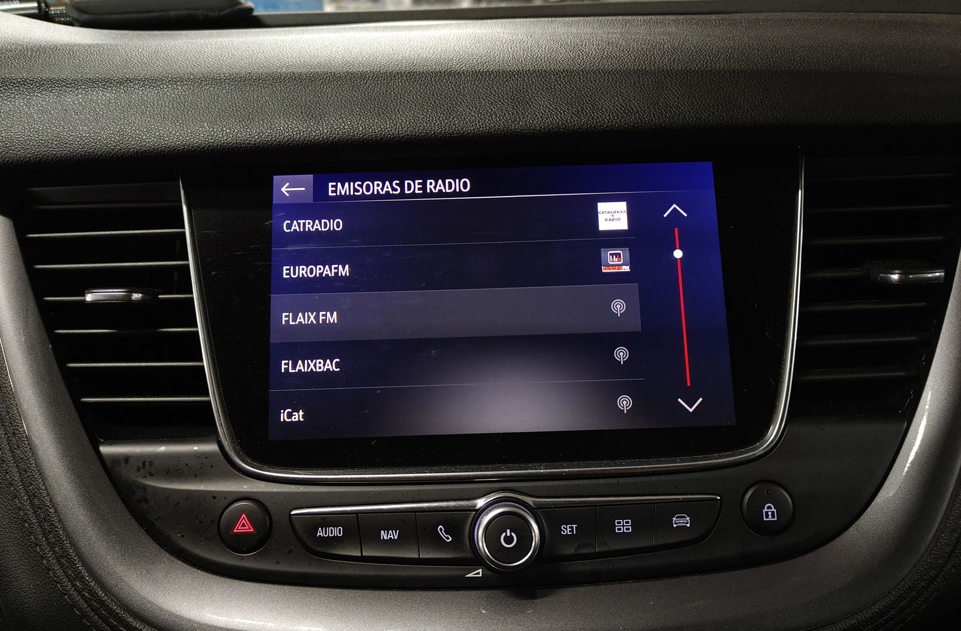 Opel Grandland 1.6 CDTi Excellence - foto 11