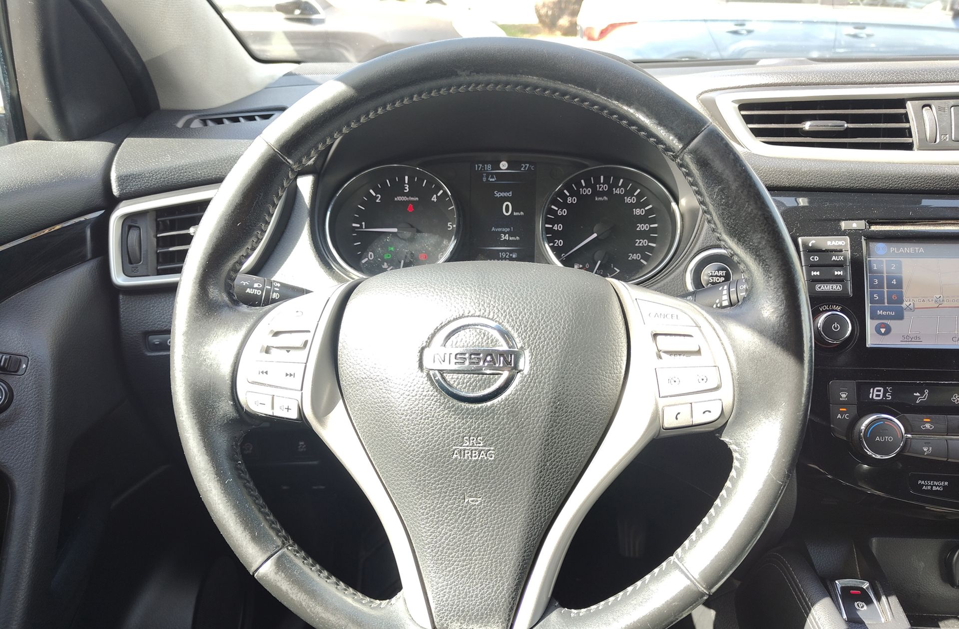 Nissan Qashqai 1.5 dCi N-Connecta 4x2 - foto 19