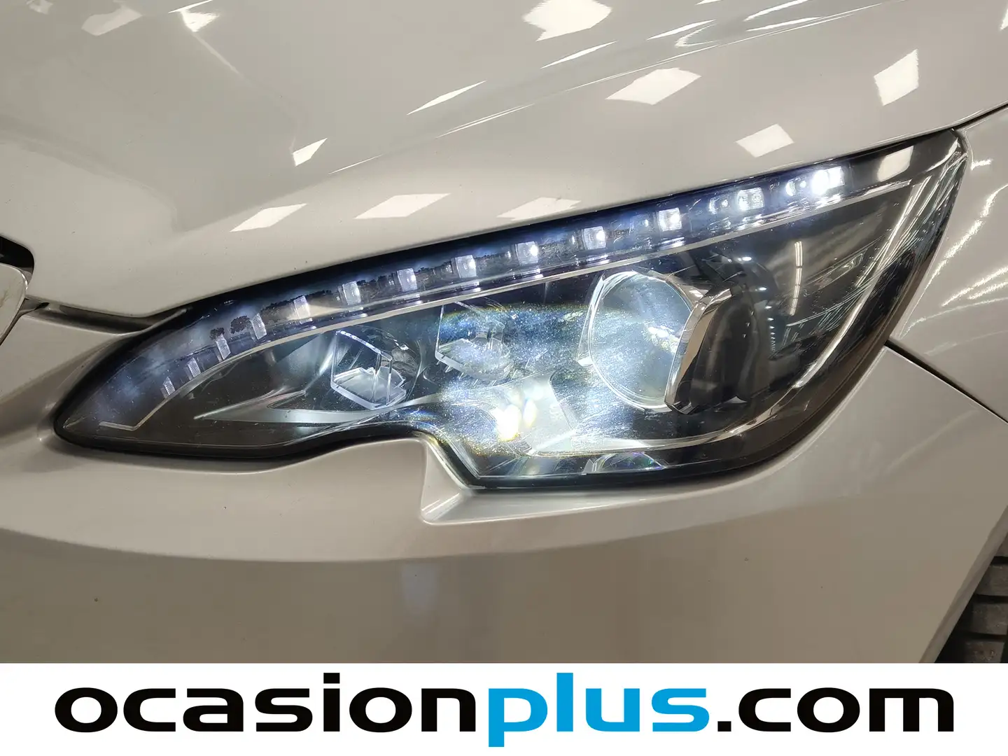 Foto Peugeot 308 Peugeot 308 1.6 THP Allure (155 CV)