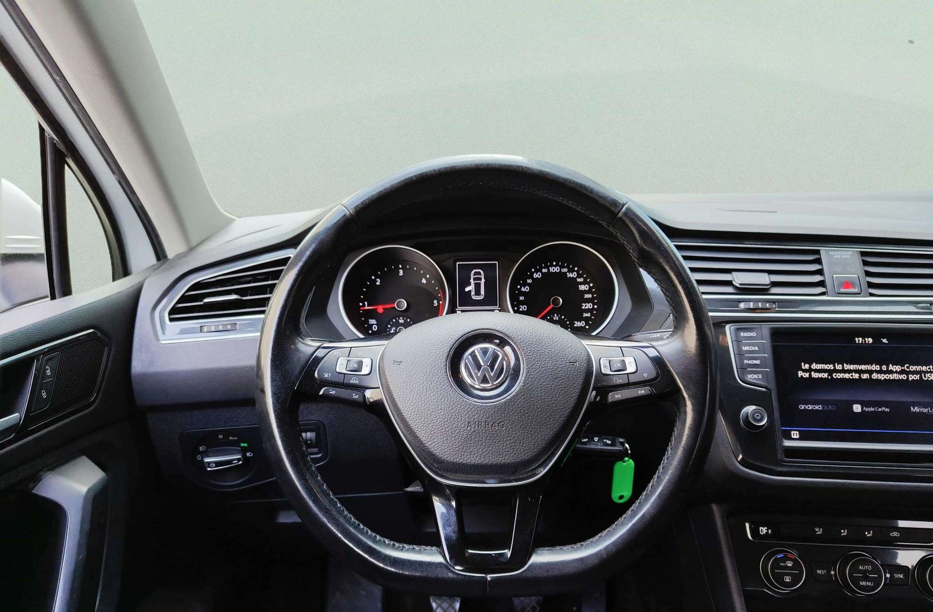 Volkswagen Tiguan Edition 2.0 TDI BMT - foto 24