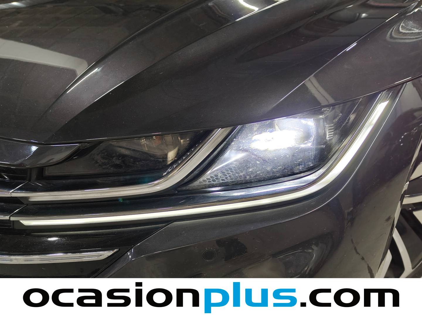 Foto Volkswagen Arteon Volkswagen Arteon Shooting Brake R-Line 2.0 TDI (150 CV) DSG