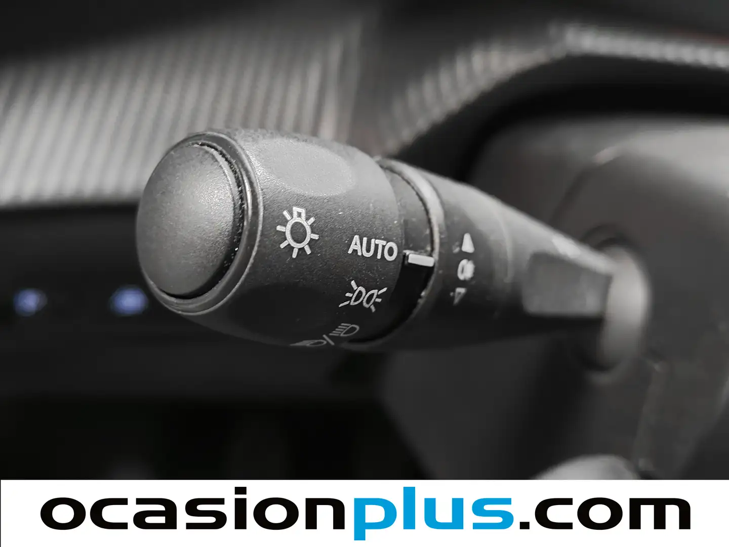 Foto Peugeot 2008 Peugeot 2008 PureTech 100 S&S Allure (100 CV)