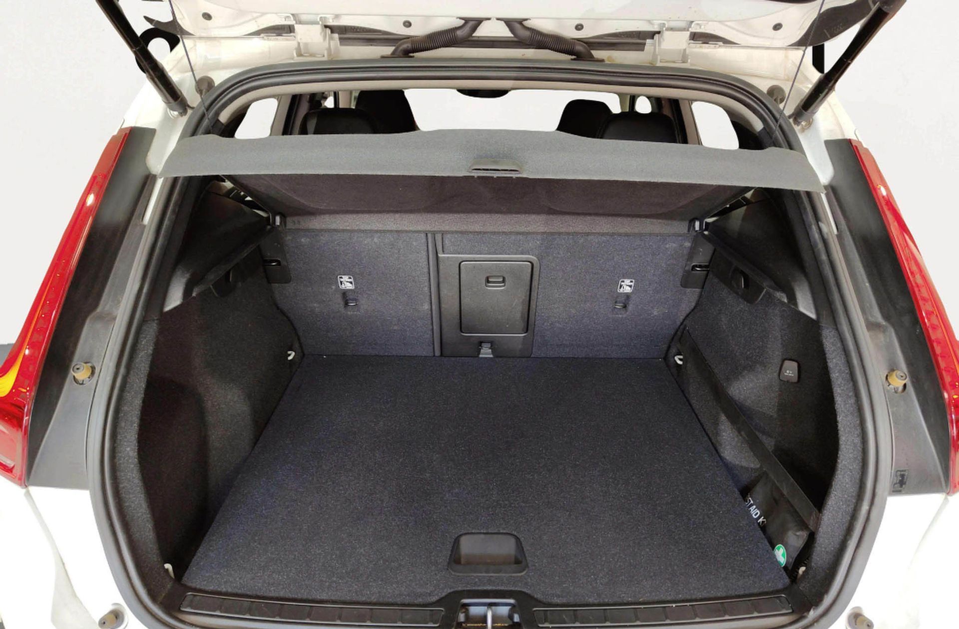 Volvo XC40 D3 Business Plus - foto 17